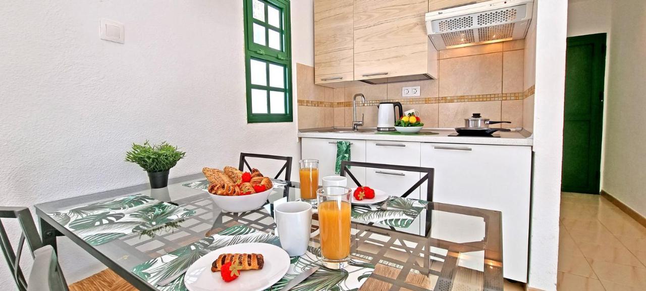 Ferienwohnung Palm Garden - Costa Calma - Pool - Glasfaserinternet 외부 사진